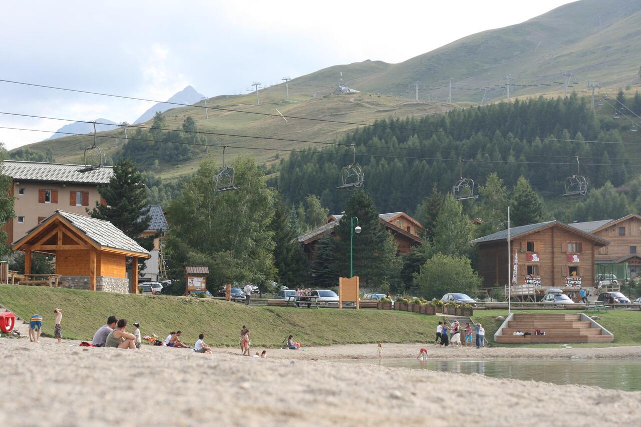 Aparthotel Vacanceole - Au Coeur Des Ours Les Deux Alpes Exterior foto